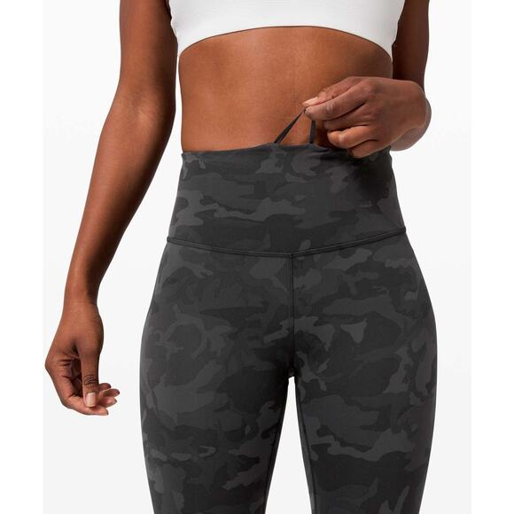 Lululemon Wunder Train High-Rise Crop 21" Size 4 Everlux - Picture 3 of 9